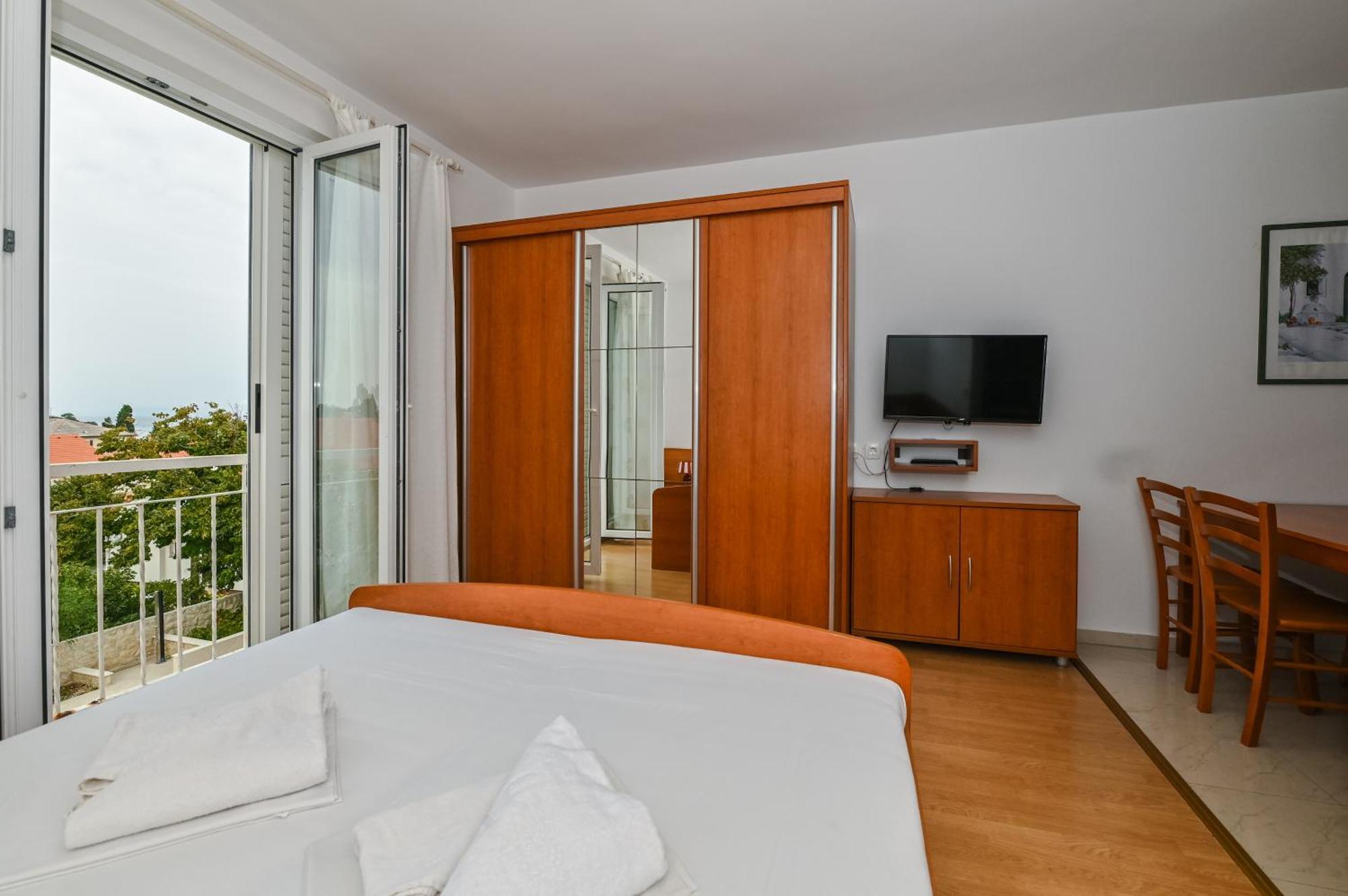 Seagull Pool Apartments & Studios Новаля Номер фото
