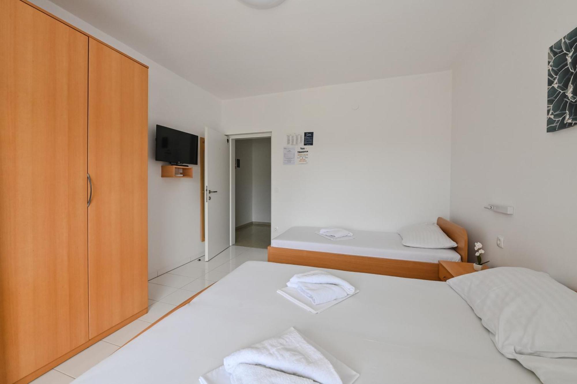 Seagull Pool Apartments & Studios Новаля Номер фото