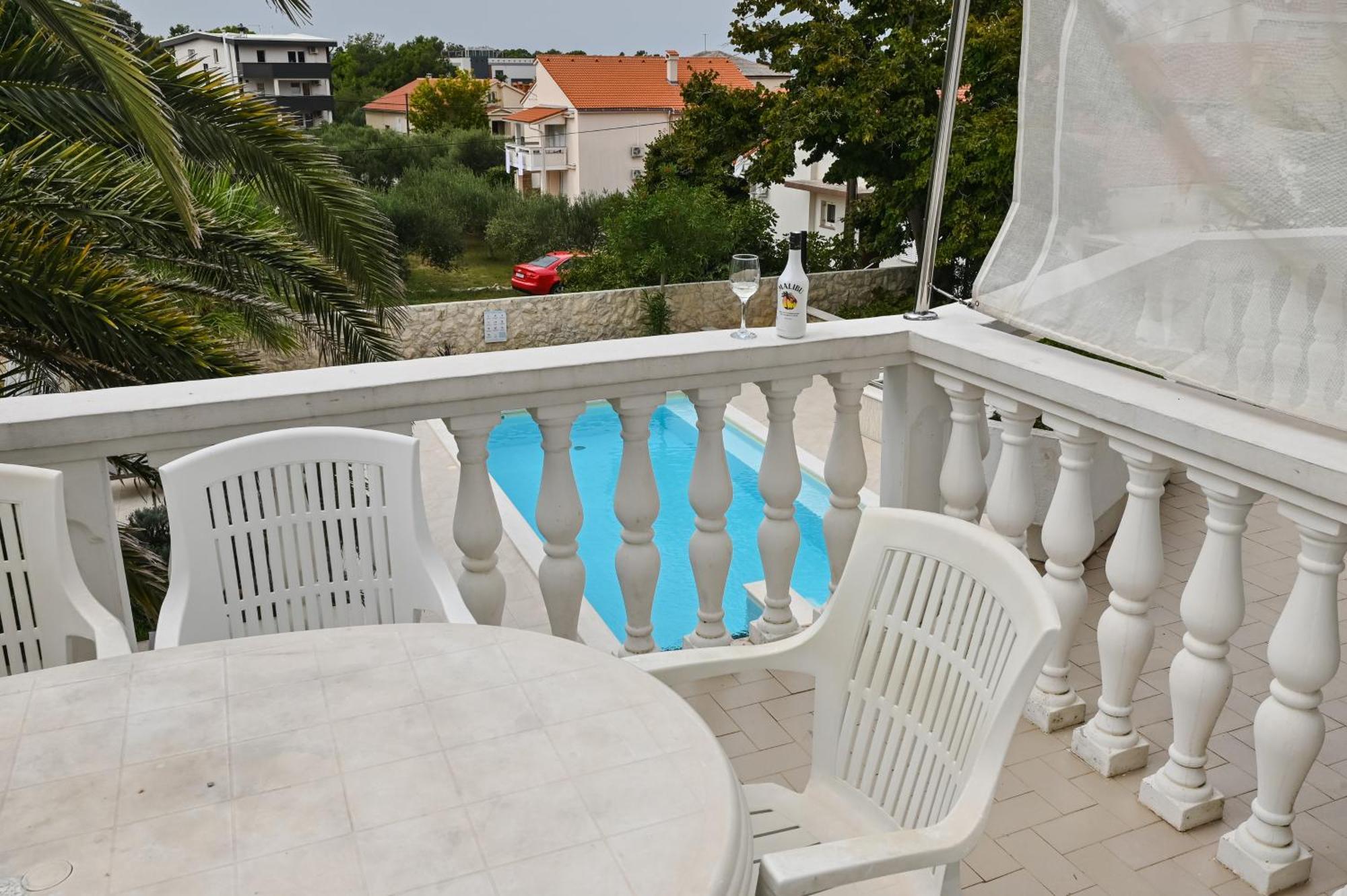 Seagull Pool Apartments & Studios Новаля Номер фото